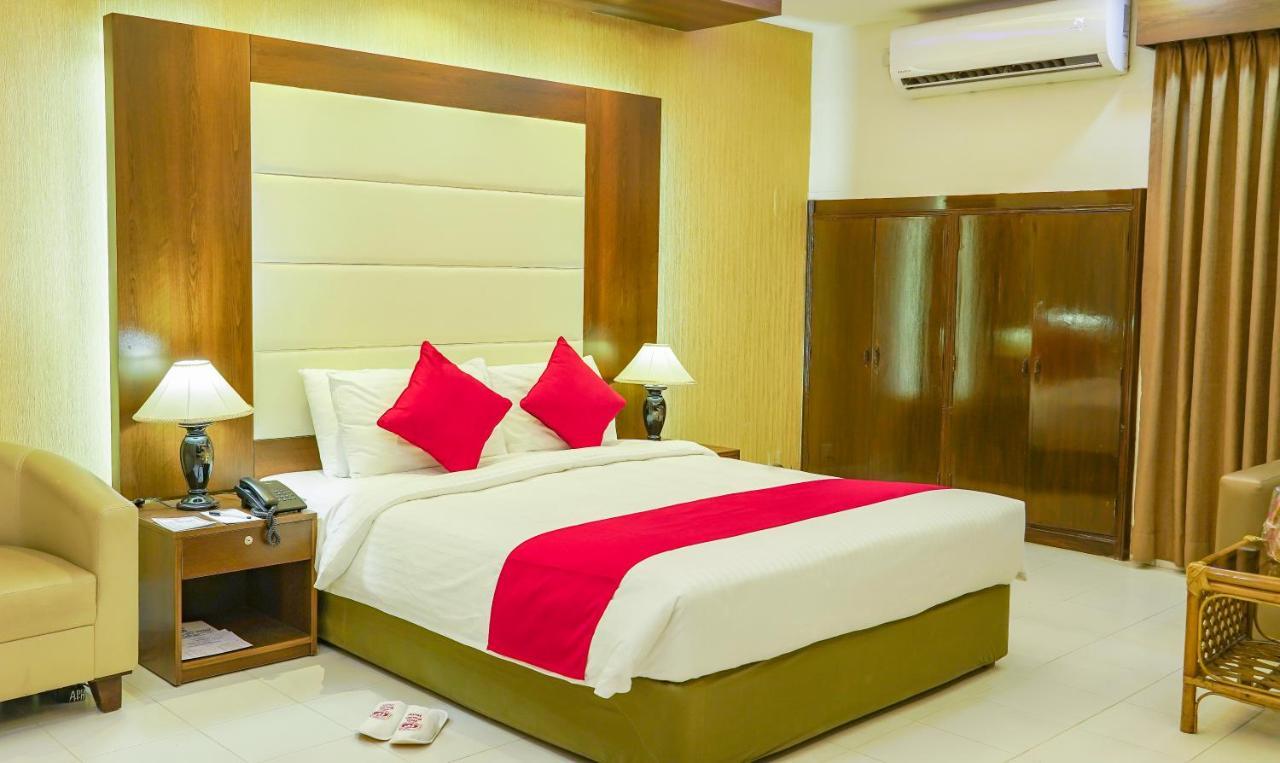 Asia Pacific Hotel Dhaka Buitenkant foto