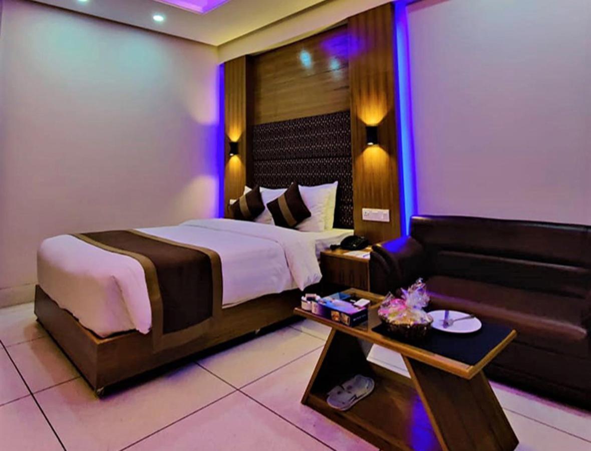 Asia Pacific Hotel Dhaka Buitenkant foto