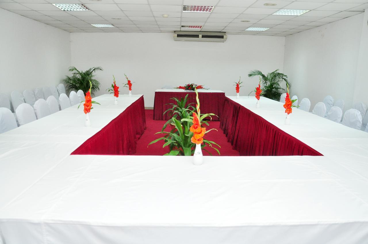 Asia Pacific Hotel Dhaka Buitenkant foto