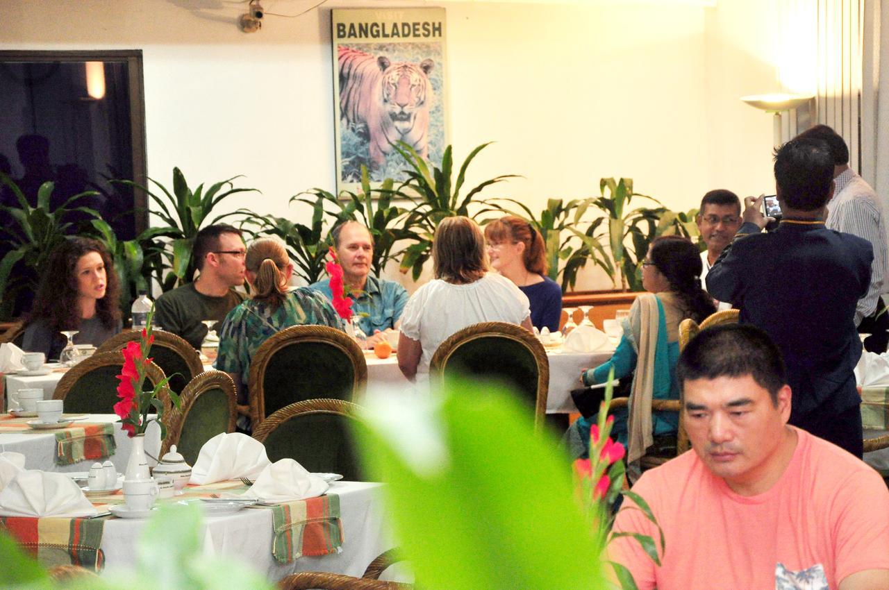 Asia Pacific Hotel Dhaka Buitenkant foto